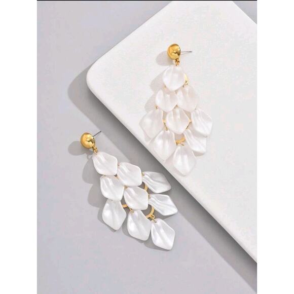 White Geometric Tassel & Leaf Dangle Earrings for Women -Simple & Elegant Design - Picture 6 of 8